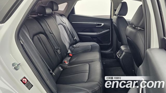 Hyundai Sonata (DN8) 2.0 Premium Plus 2022 — фото 12
