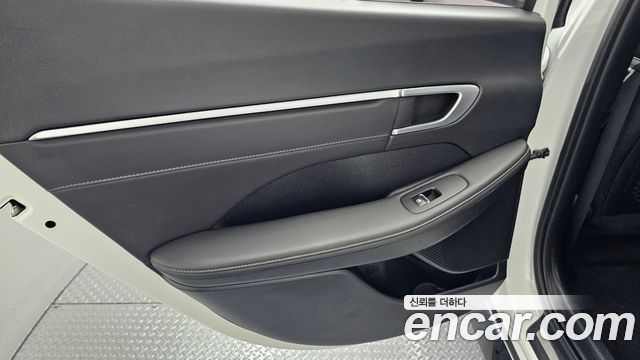 Hyundai Sonata (DN8) 2.0 Premium Plus 2022 — фото 25