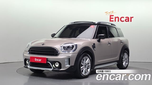 MINI Cooper Countryman Classic Plus Launch Pack 2nd Gen 2023 — фото 1