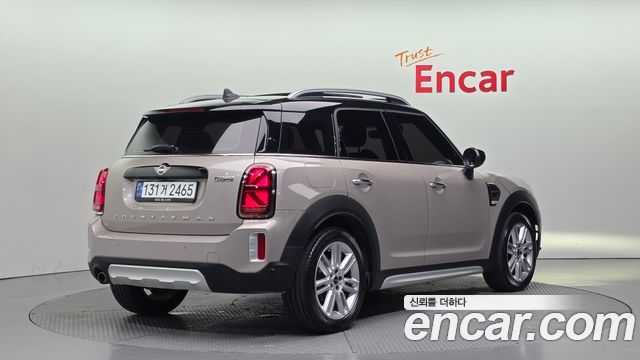 MINI Cooper Countryman Classic Plus Launch Pack 2nd Gen 2023 — фото 2