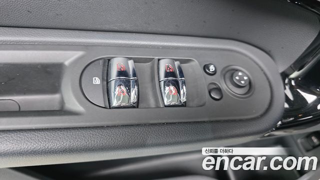 MINI Cooper Countryman Classic Plus Launch Pack 2nd Gen 2023 — фото 16