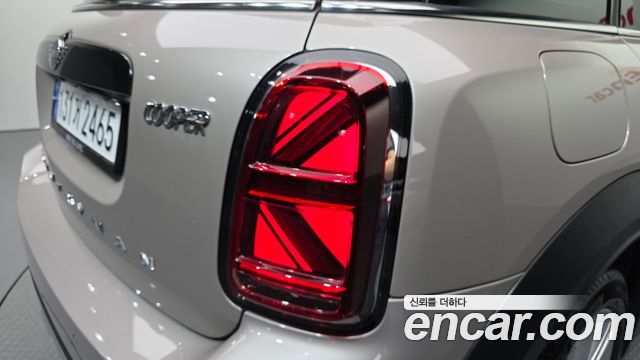 MINI Cooper Countryman Classic Plus Launch Pack 2nd Gen 2023 — фото 29
