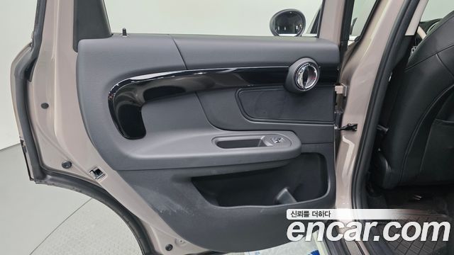 MINI Cooper Countryman Classic Plus Launch Pack 2nd Gen 2023 — фото 31