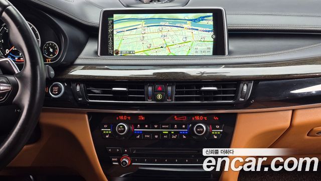 BMW X6 (F16) M50d 2016 — фото 22
