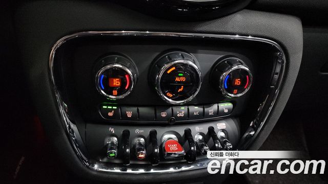 MINI Cooper Clubman High 2nd 2021 — фото 32