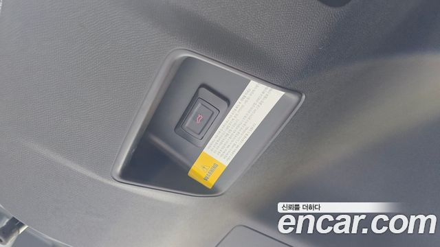 Peugeot 5008 (II) 1.2 Pure Tech Allure 2022 — фото 41