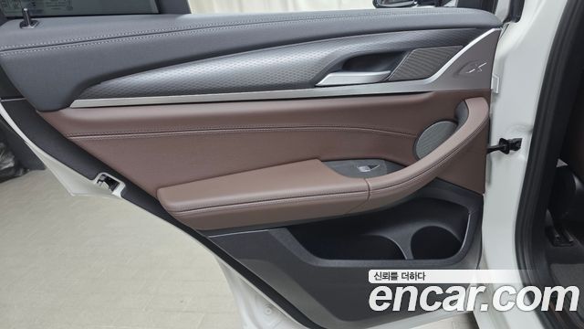 BMW X4 (G02) xDrive20i M Sport Pro Special Edition 2025 — фото 31