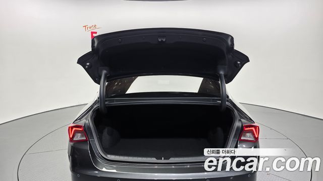 Kia K5 (III) 2.0 Noblesse 2022 — фото 20