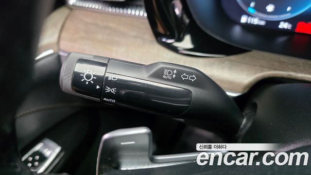 Kia K5 (III) 2.0 Noblesse 2022 — фото 30