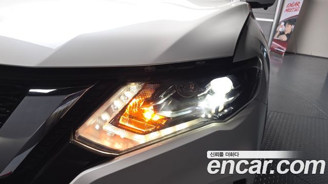 Nissan X-Trail 2.5 Tech 4WD 2018 — фото 22