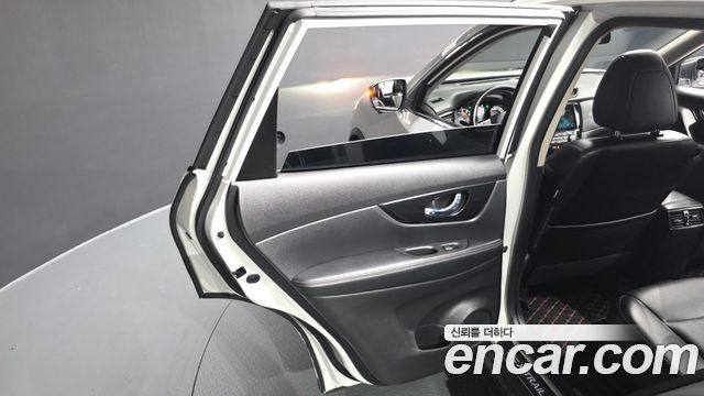 Nissan X-Trail 2.5 Tech 4WD 2018 — фото 25