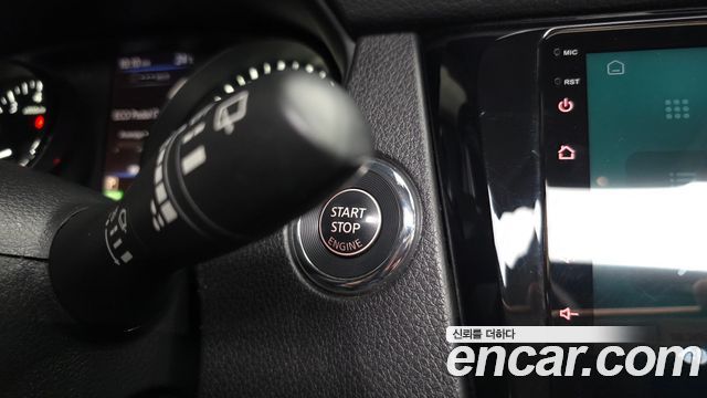 Nissan X-Trail 2.5 Tech 4WD 2018 — фото 28