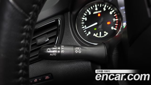 Nissan X-Trail 2.5 Tech 4WD 2018 — фото 29