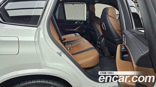 BMW X5M (G05) 4.4 Competition 2025 — фото 11