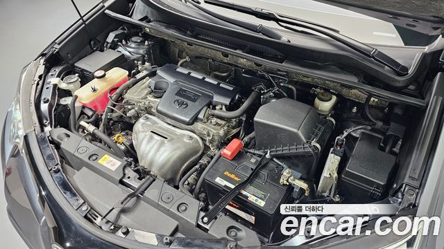 Toyota RAV4 2.5 2WD 4th 2017 — фото 6