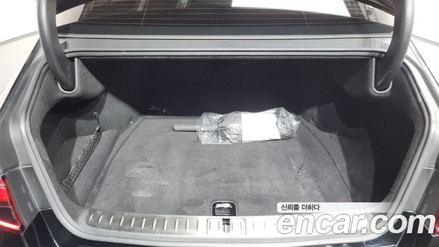 Genesis G90 (RS4) Gasoline 3.5 Turbo AWD 2023 — фото 17