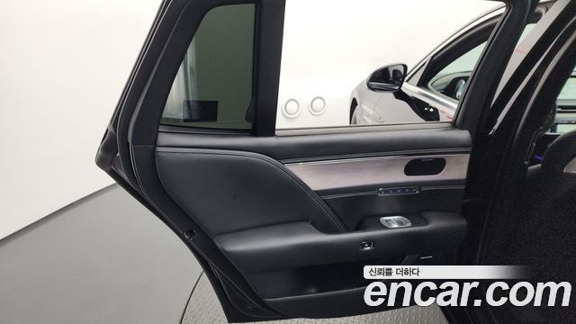 Genesis G90 (RS4) Gasoline 3.5 Turbo AWD 2023 — фото 25