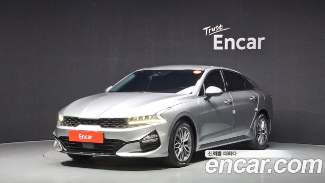 Kia K5 (III) 2.0 Prestige 2023 — фото 1