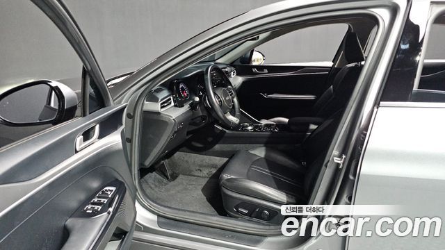 Kia K5 (III) 2.0 Prestige 2023 — фото 10