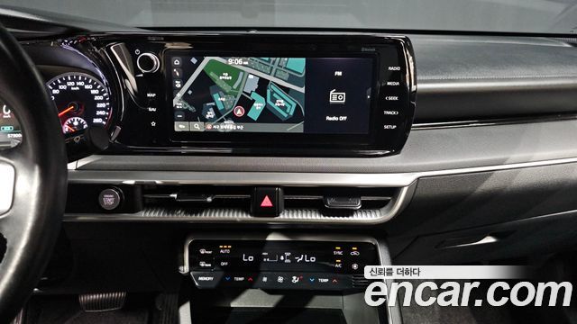 Kia K5 (III) 2.0 Prestige 2023 — фото 17