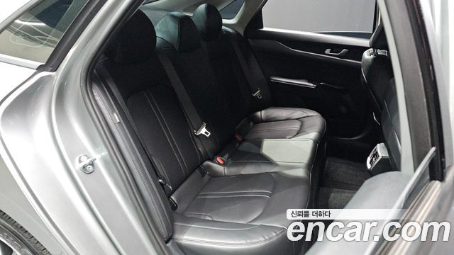 Kia K5 (III) 2.0 Prestige 2023 — фото 21