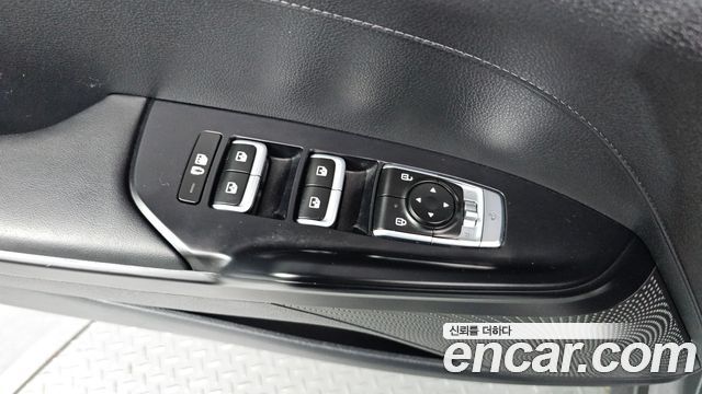 Kia K5 (III) 2.0 Prestige 2023 — фото 35