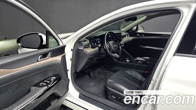 Kia K5 (III) 2.0 Noblesse 2023 — фото 10