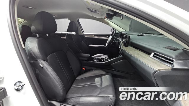 Kia K5 (III) 2.0 Noblesse 2023 — фото 32