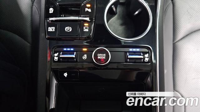 Kia K5 (III) 2.0 Noblesse 2023 — фото 38