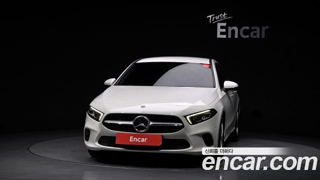 Mercedes-Benz A-Class (W177) A220 Sedan 2020 — фото 3