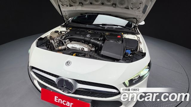 Mercedes-Benz A-Class (W177) A220 Sedan 2020 — фото 6