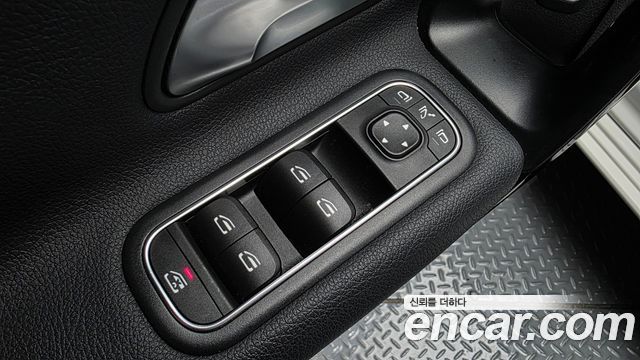 Mercedes-Benz A-Class (W177) A220 Sedan 2020 — фото 19