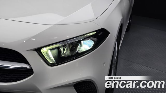 Mercedes-Benz A-Class (W177) A220 Sedan 2020 — фото 22