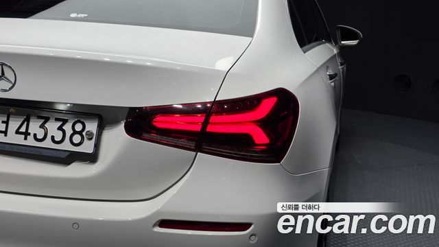 Mercedes-Benz A-Class (W177) A220 Sedan 2020 — фото 23