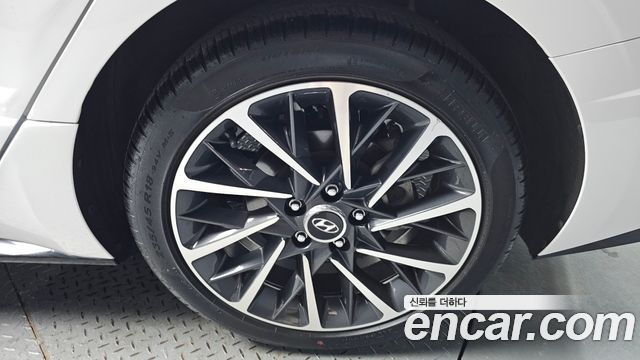 Hyundai Sonata (DN8) 2.0 Premium Plus 2022 — фото 21