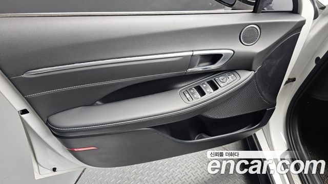 Hyundai Sonata (DN8) 2.0 Premium Plus 2022 — фото 24