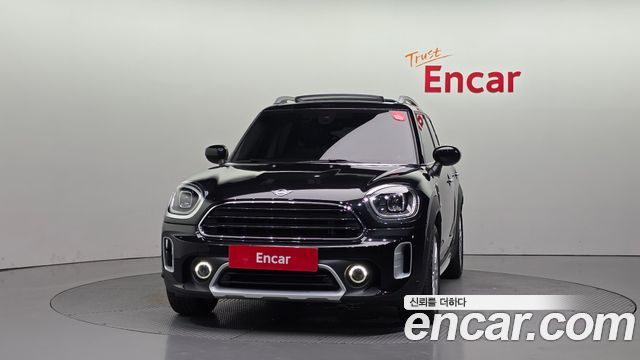 MINI Cooper Countryman Classic Plus Launch Pack 2nd Gen 2023 — фото 3