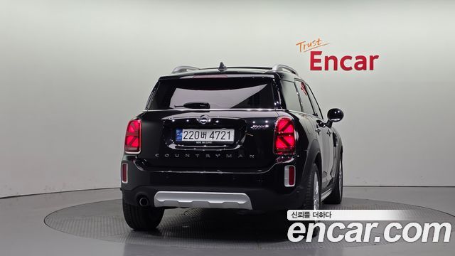 MINI Cooper Countryman Classic Plus Launch Pack 2nd Gen 2023 — фото 4