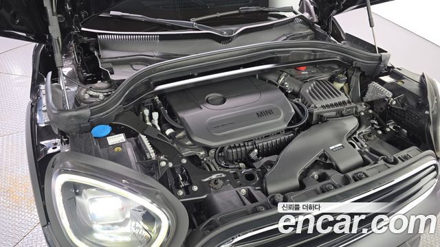 MINI Cooper Countryman Classic Plus Launch Pack 2nd Gen 2023 — фото 6