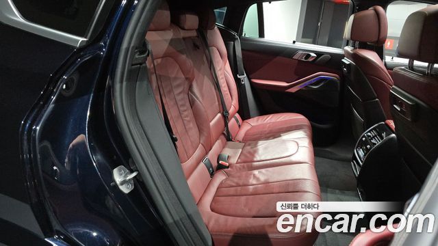BMW X6 (G06) xDrive40i M Sport 2021 — фото 11