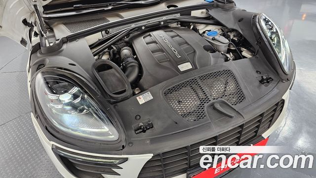 Porsche Macan 3.0 S Diesel 95B 2016 — фото 6