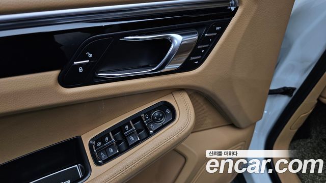 Porsche Macan 3.0 S Diesel 95B 2016 — фото 16