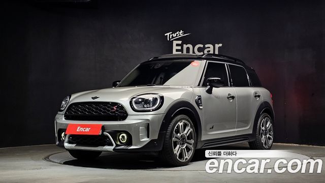 MINI Cooper S Countryman ALL4 Classic Launch Pack 2nd 2023 — фото 1