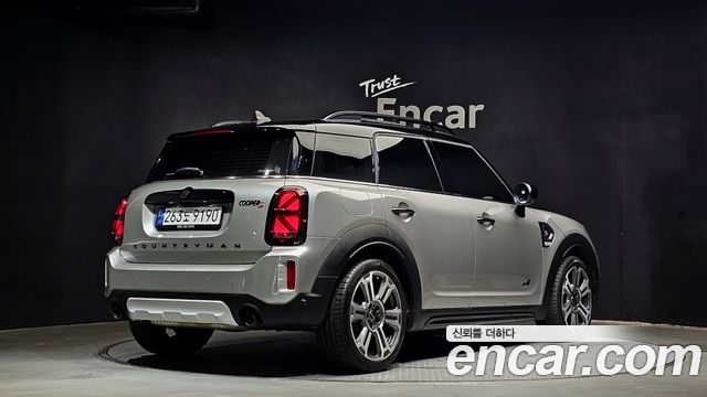 MINI Cooper S Countryman ALL4 Classic Launch Pack 2nd 2023 — фото 2