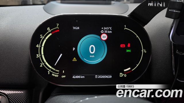 MINI Cooper S Countryman ALL4 Classic Launch Pack 2nd 2023 — фото 8