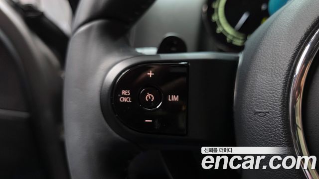MINI Cooper S Countryman ALL4 Classic Launch Pack 2nd 2023 — фото 20
