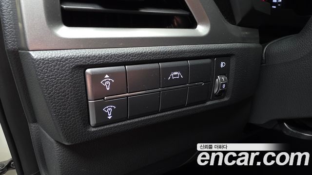 KG Mobility (SsangYong) Beautiful Korando Diesel 1.6 2WD Delight Plus 2019 — фото 27