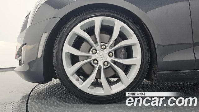 Cadillac ATS 2.0 Premium 1st 2017 — фото 5