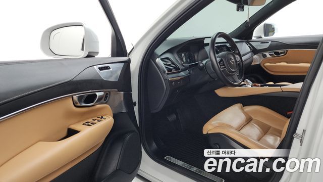 Volvo XC90 (II) B6 Inscription 2022 — фото 10