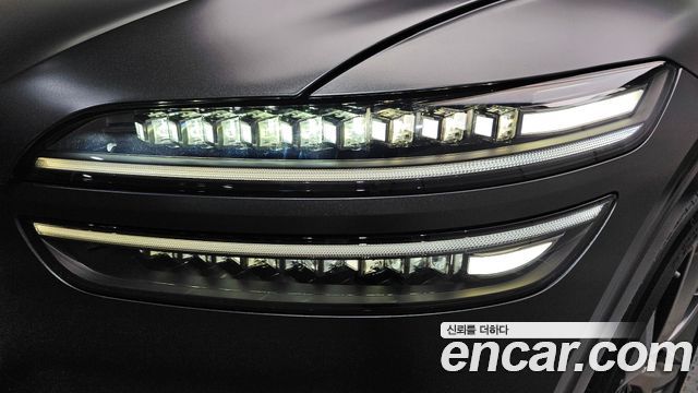 Genesis GV70 3.5T Gasoline AWD 2025 — фото 28